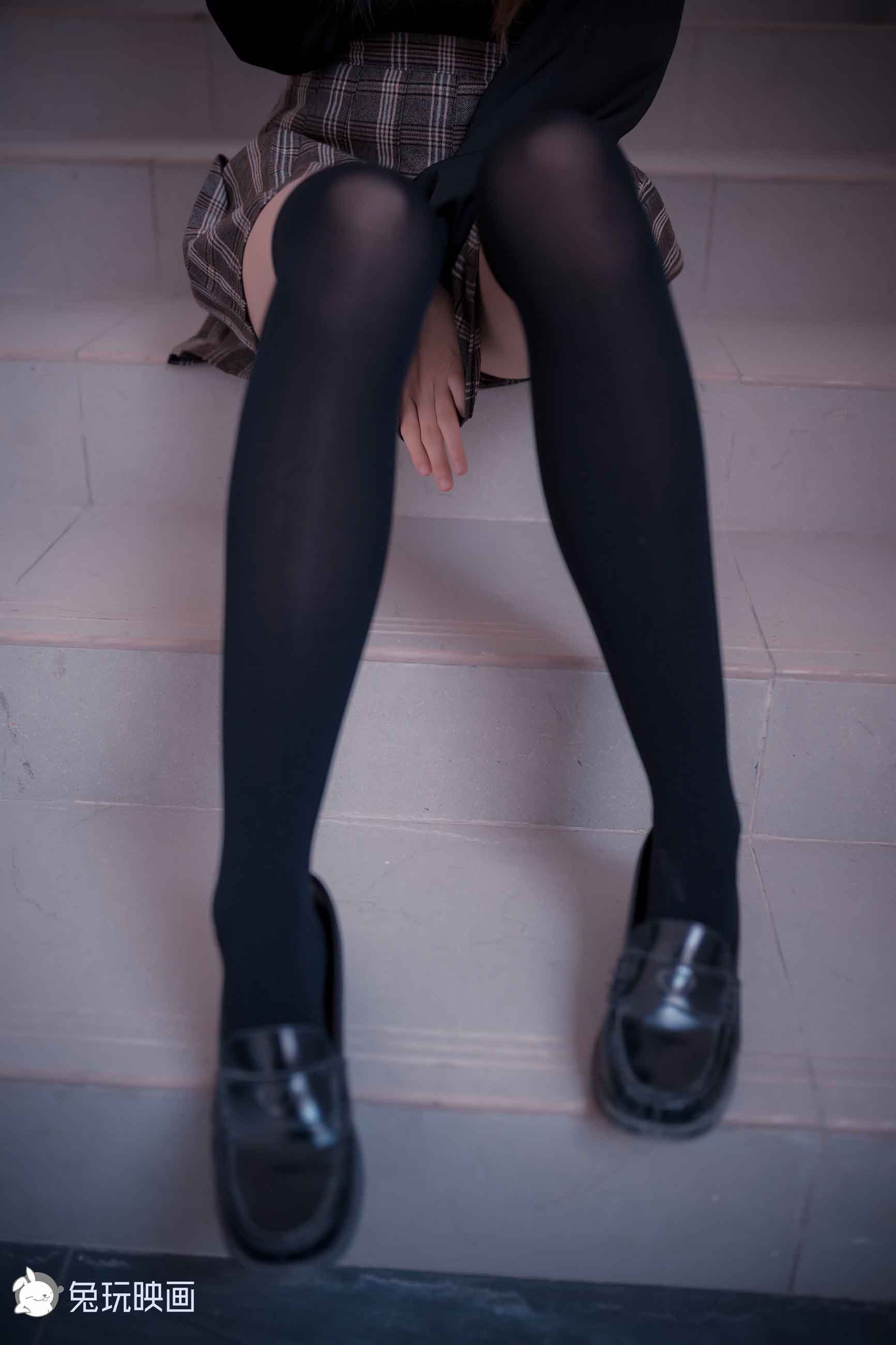 [兔玩映画]B87.008制服裙的绝对领域插图5
